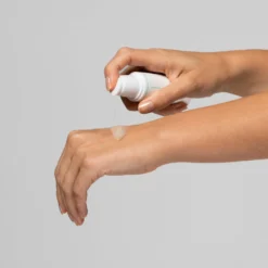 Polypeptide Booster -Peak Wellness Shop Polypeptide Booster Hand Textur