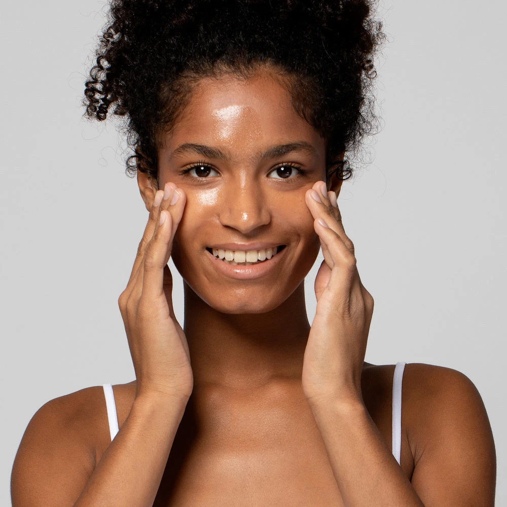 Calming Oil Cleanser 2 Calming Oil Cleanser - Image 2