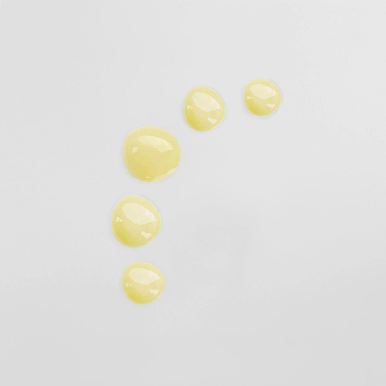 1% Retinol Booster 4 1% Retinol Booster - Image 4